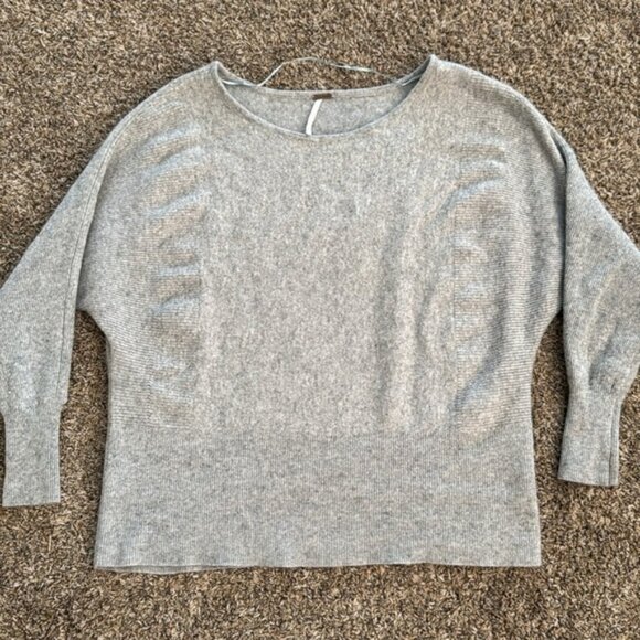 Free People Small Gray Cashmere Sweater - Picture 2 of 10